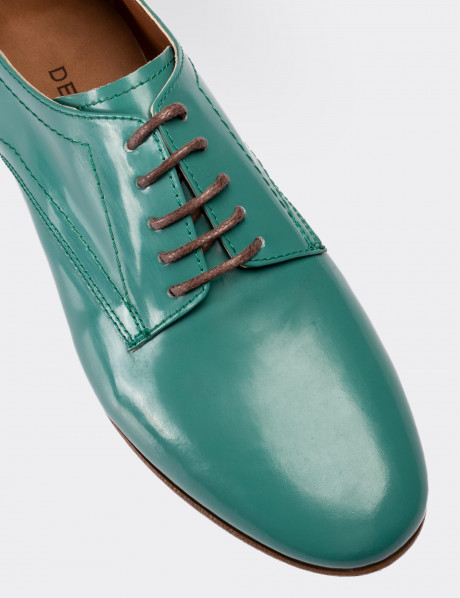 Hakiki Deri Yeşil Günlük Kadın Ayakkabı