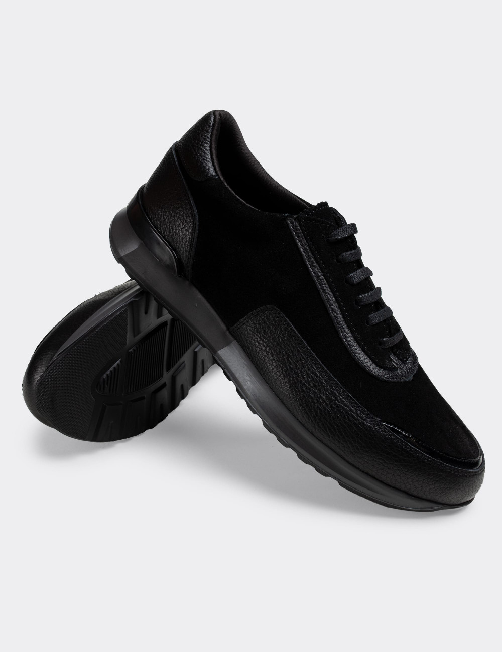 Hakiki Deri Siyah Sneaker Erkek Ayakkabı - 01819MSYHE01