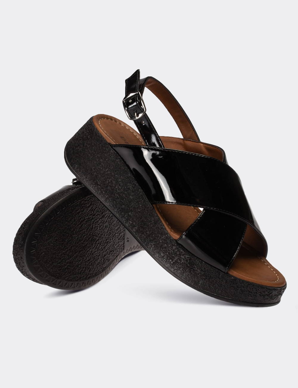 Siyah Rugan Kadın Sandalet - E6175ZSYHP02
