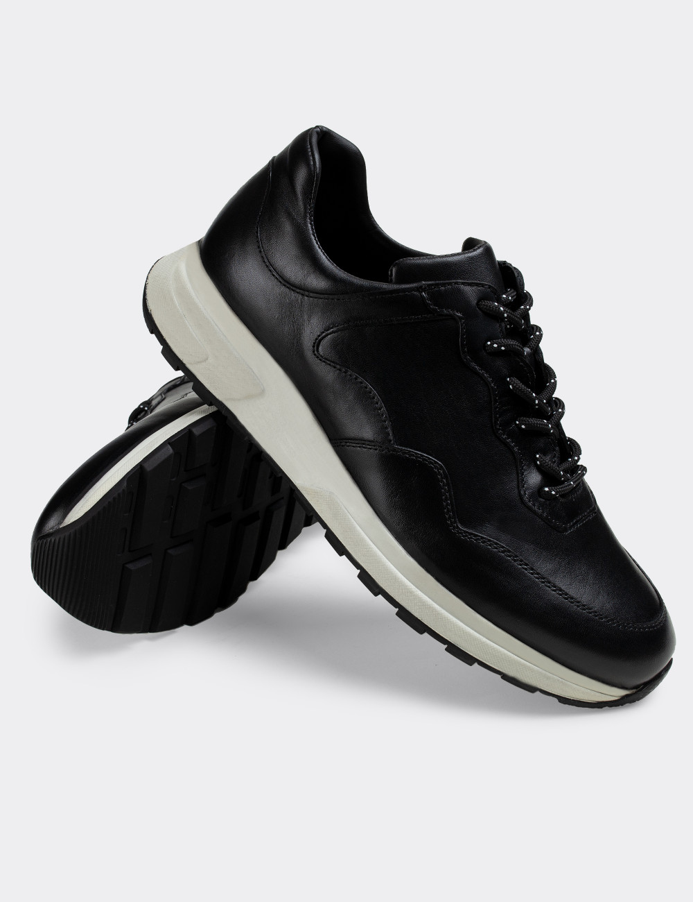 Hakiki Deri Siyah Sneaker Erkek Ayakkabı - 01725MSYHP02
