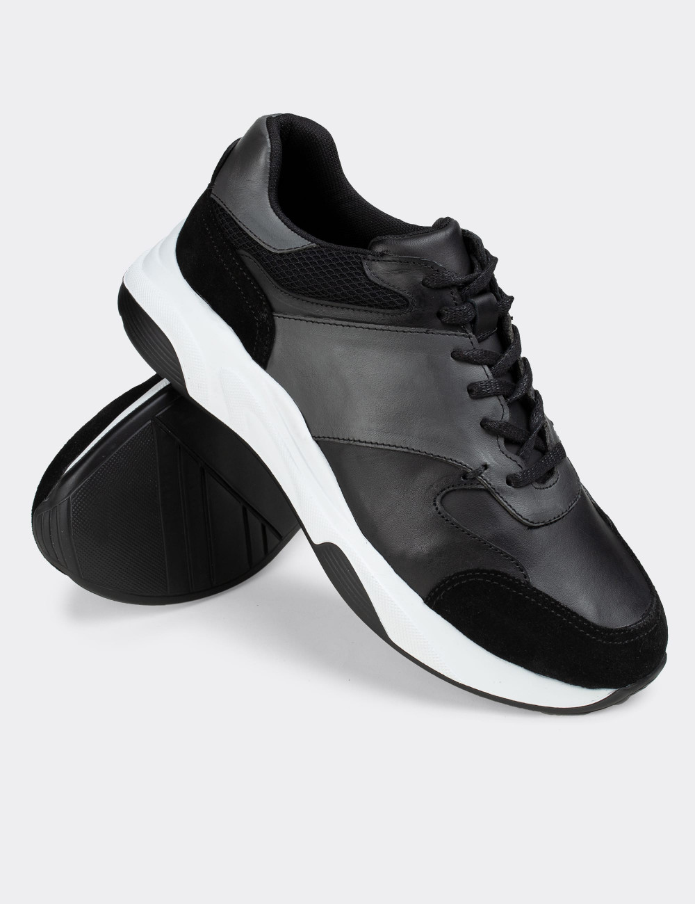 Hakiki Deri Siyah Sneaker Erkek Ayakkabı - 01718MSYHT01