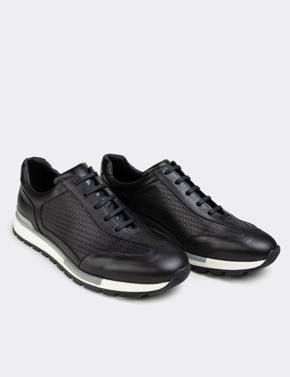 Hakiki Deri Siyah Sneaker Erkek Ayakkabı - 01729MSYHT02