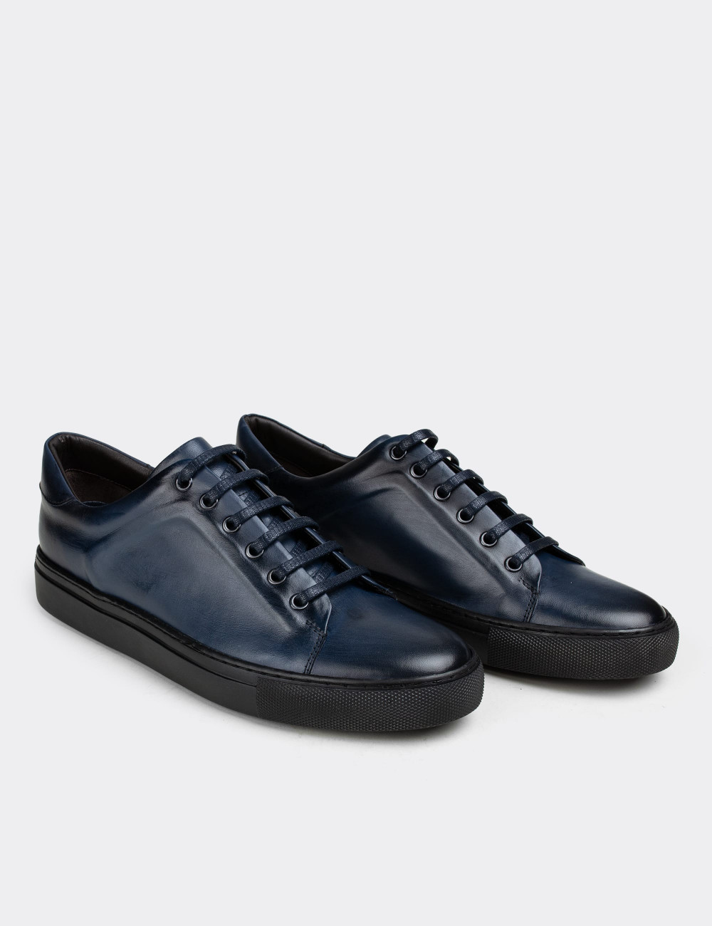 Hakiki Deri Mavi Sneaker Erkek Ayakkabı - 01833MMVIC02