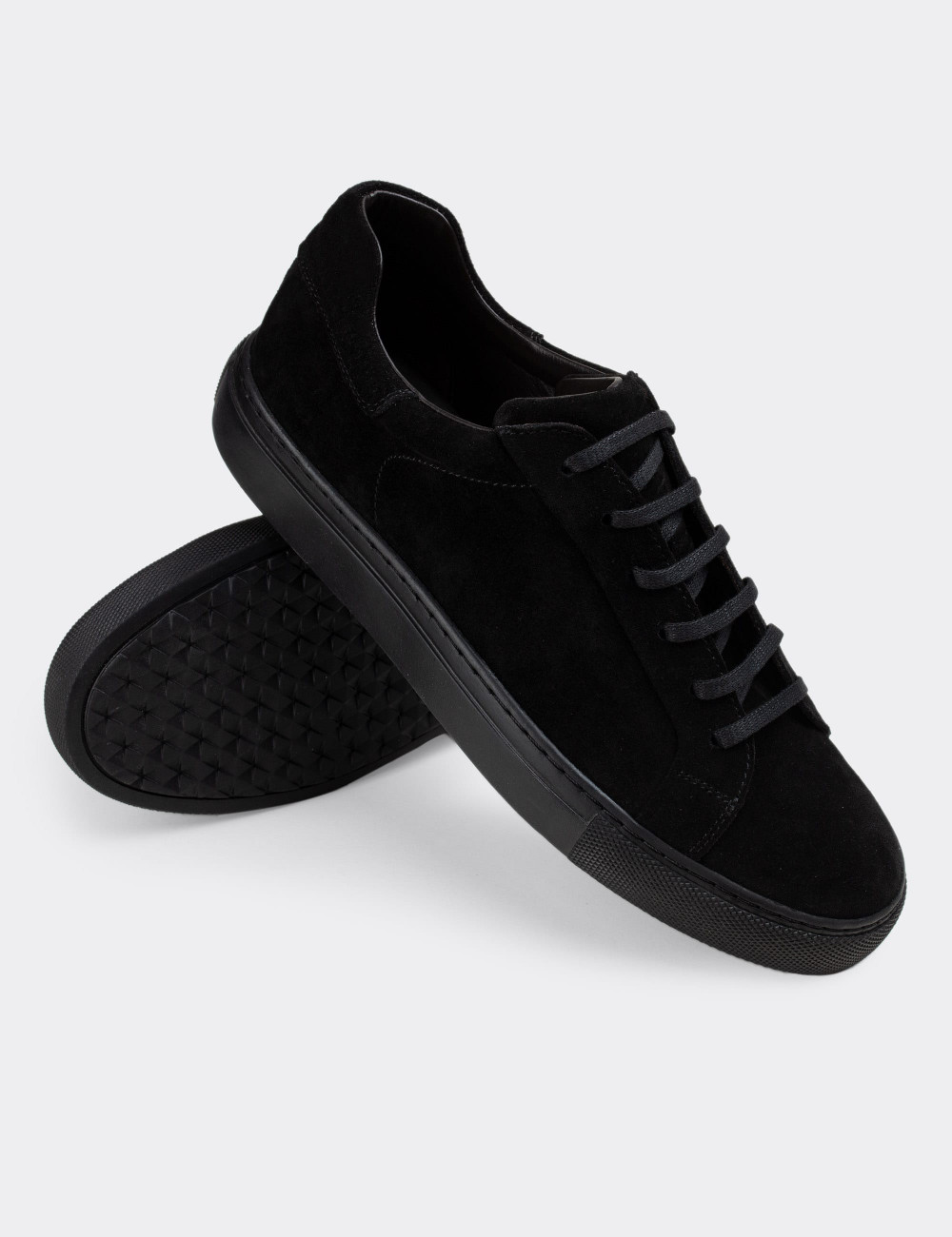 Hakiki Süet Siyah Sneaker Erkek Ayakkabı - 01829MSYHC01