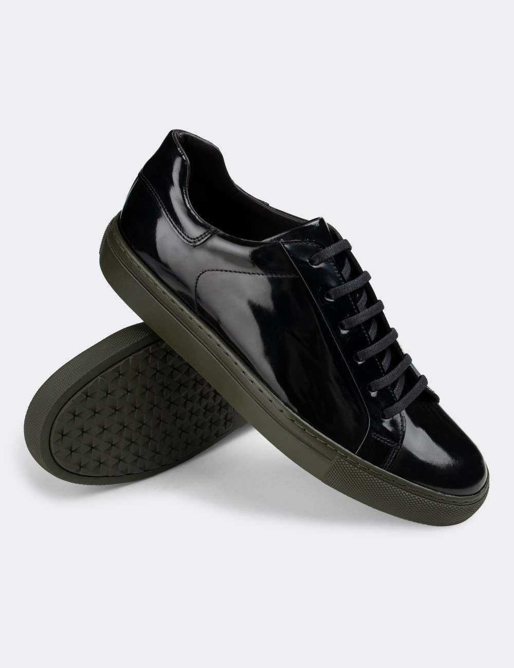 Hakiki Deri Siyah Sneaker Erkek Ayakkabı - 01829MSYHC05