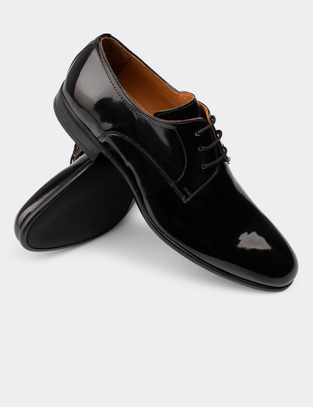 Siyah Rugan Klasik Erkek Ayakkabı - 00479MSYHC02