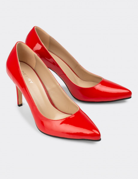 Kırmızı Topuklu Kadın Ayakkabı