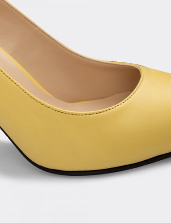 Sarı Kadın Stiletto - 02029ZSRIM02