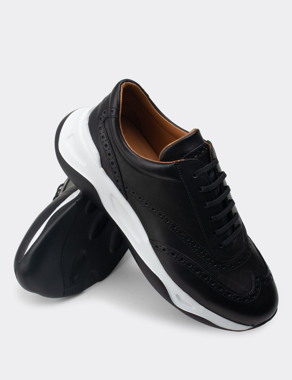 Hakiki Deri Siyah Sneaker Erkek Ayakkabı - 00750MSYHE05