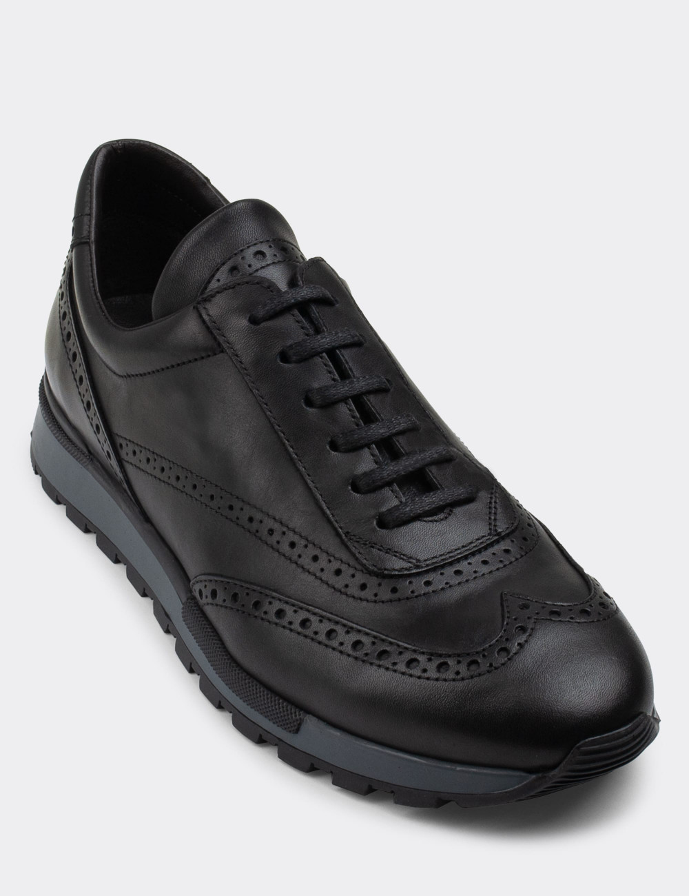 Hakiki Deri Siyah Sneaker Erkek Ayakkabı - 00750MSYHT04