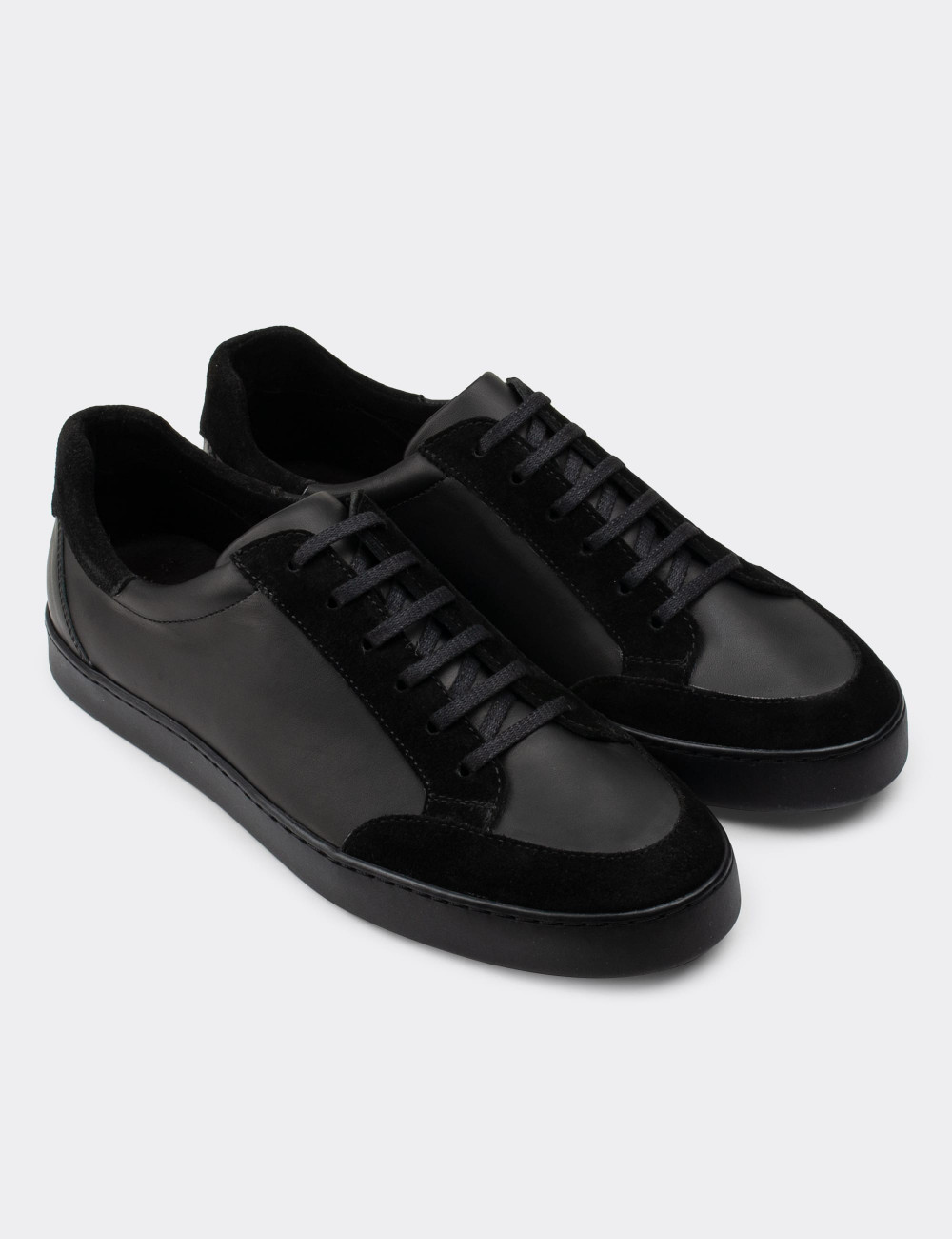 Hakiki Deri Siyah Sneaker Erkek Ayakkabı - 01862MSYHC01