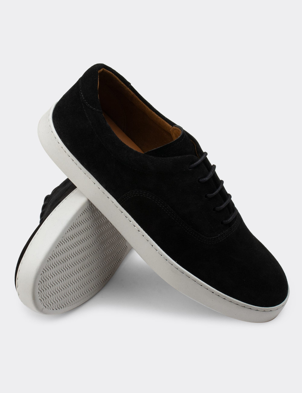 Hakiki Süet Siyah Sneaker Erkek Ayakkabı - 01867MSYHC01