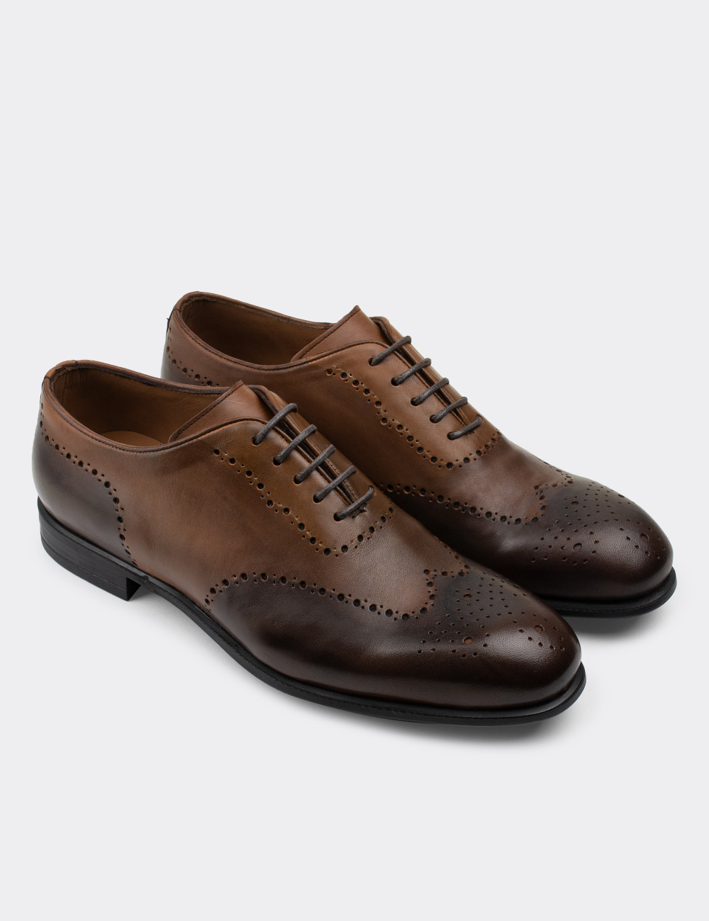 Hakiki Deri Özel Üretim Kahverengi Klasik Erkek Ayakkabı - 01684MKHVC01