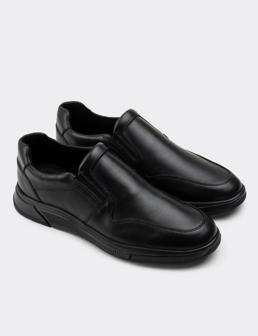 Hakiki Deri Siyah Loafer Erkek Ayakkabı - 01874MSYHC01