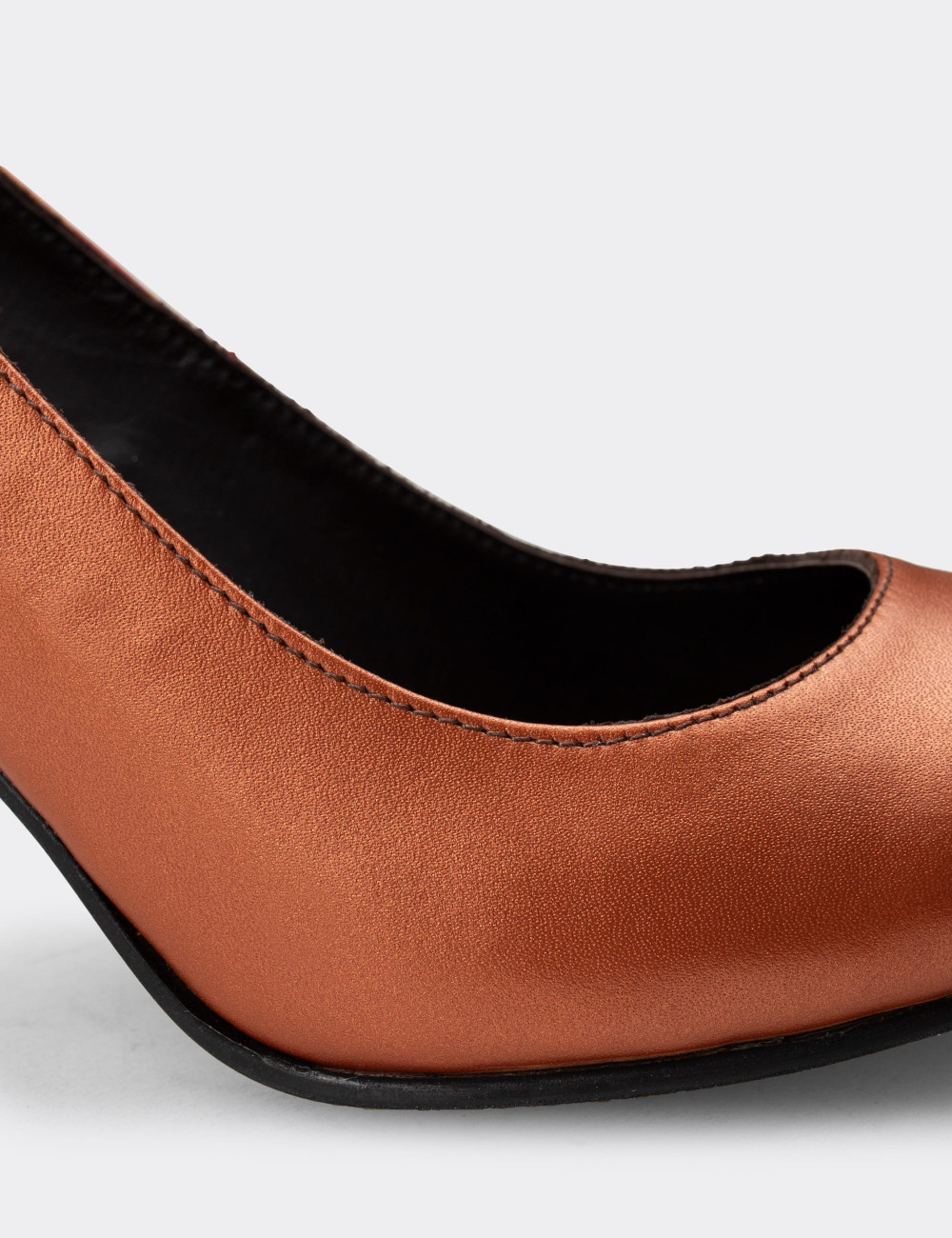 Hakiki Deri Bakır Rengi Stiletto Kadın Topuklu Ayakkabı - D2029ZBKRM01