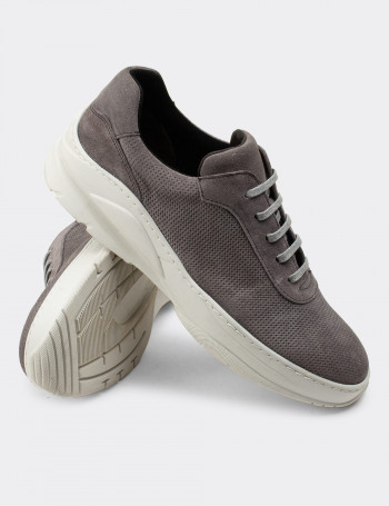 Hakiki Süet Gri Sneaker Erkek Ayakkabı - 01879MGRIC01