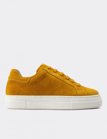 Hakiki Süet Sarı Sneaker Kadın Ayakkabı - Z1681ZSRIC02