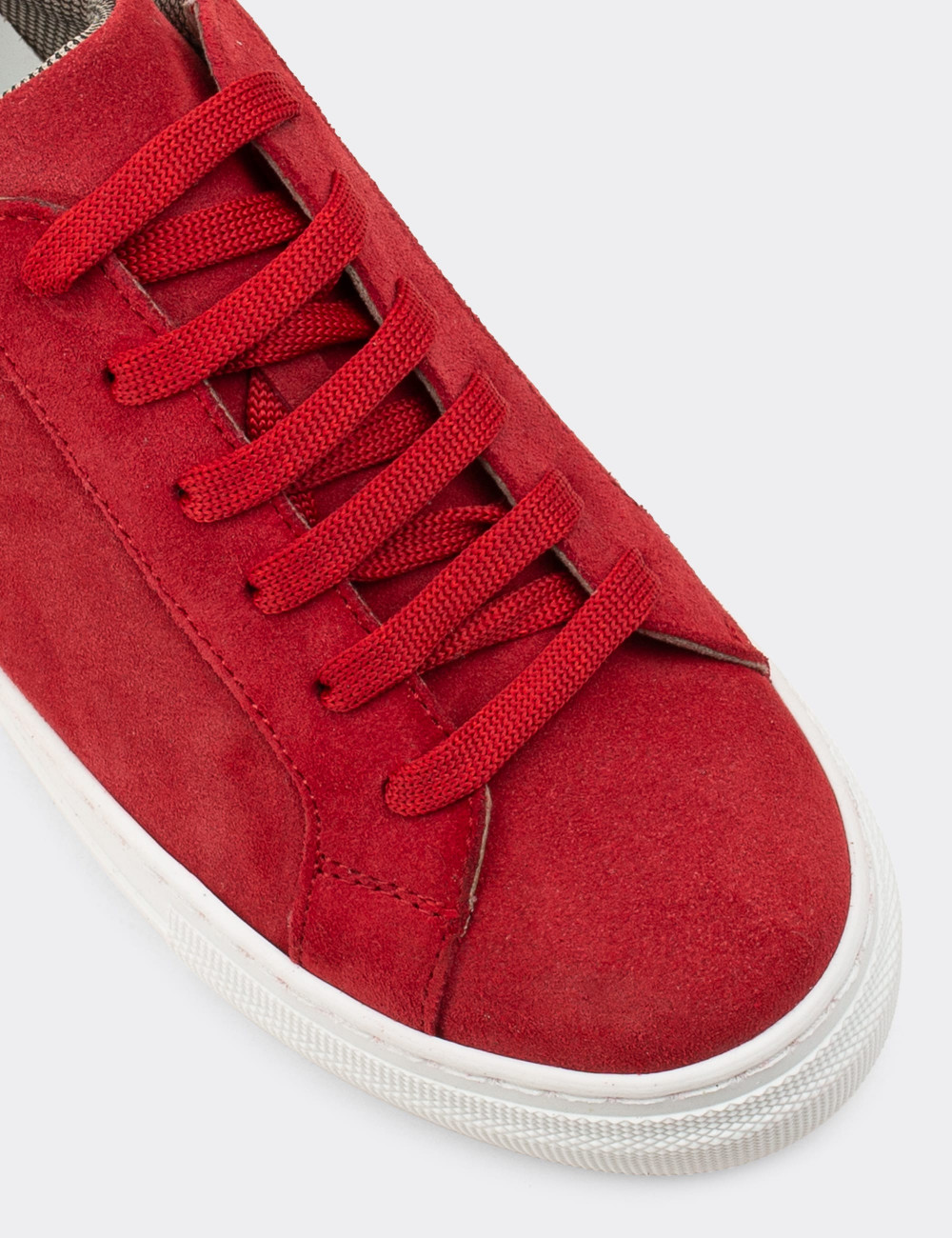 Hakiki Süet Kırmızı Sneaker Kadın Ayakkabı - Z1681ZKRMC01