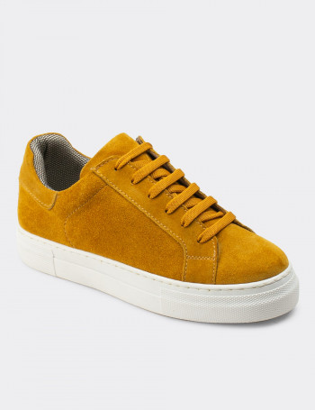 Hakiki Süet Sarı Sneaker Kadın Ayakkabı - Z1681ZSRIC02