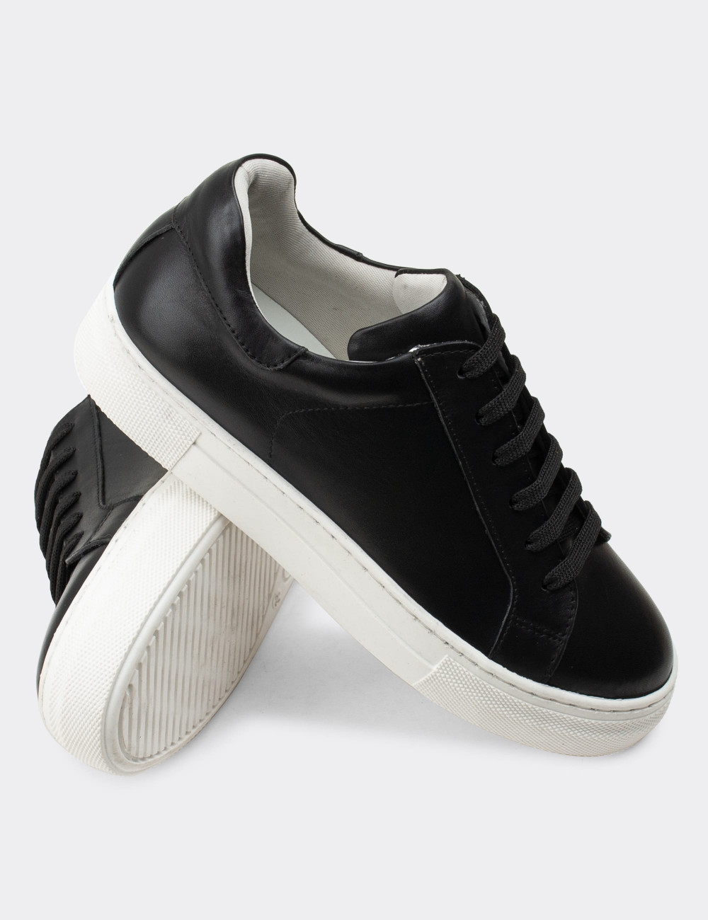 Hakiki Deri Siyah Sneaker Kadın Ayakkabı - Z1681ZSYHC02