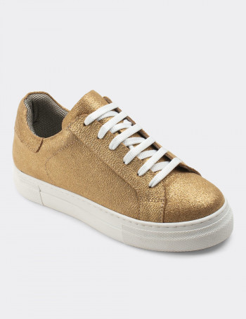 Hakiki Süet Altın Rengi Simli Sneaker Kadın Ayakkabı - Z1681ZALTC01
