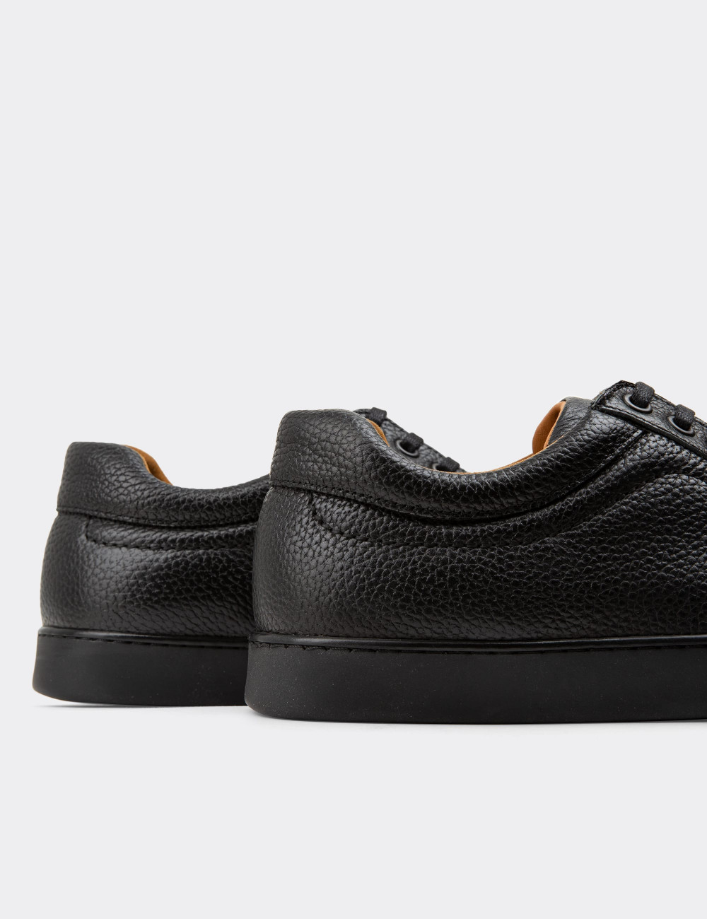 Hakiki Deri Siyah Sneaker Erkek Ayakkabı - 01876MSYHC01