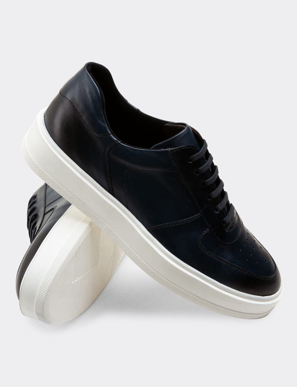 Hakiki Deri Lacivert Sneaker Erkek Ayakkabı - 01880MLCVP01