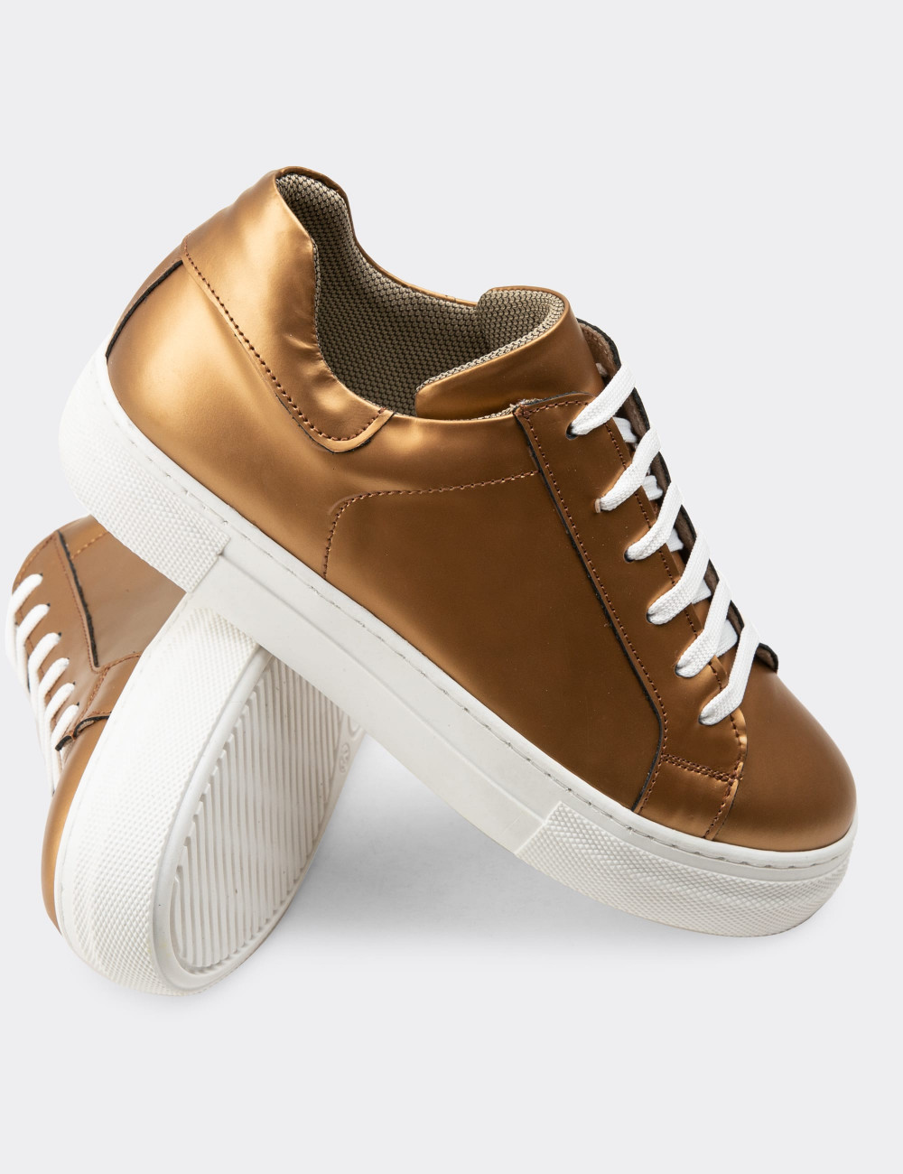 Hakiki Deri Altın Rengi Sneaker Kadın Ayakkabı - Z1681ZALTC02