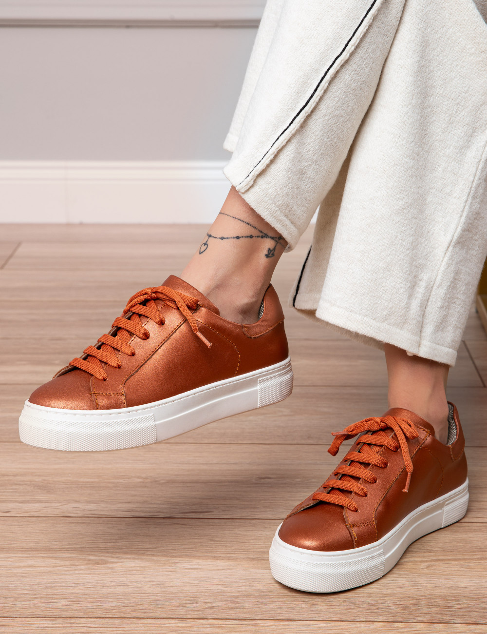 Hakiki Deri Bakır Rengi Sneaker Kadın Ayakkabı - Z1681ZBKRC01