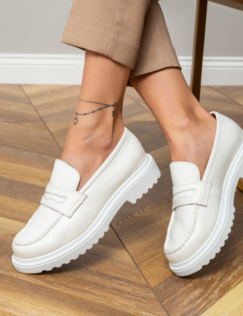 Hakiki Deri Beyaz Loafer Kadın Ayakkabı - 01903ZBYZP01