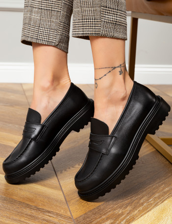 Hakiki Deri Siyah Loafer Kadın Ayakkabı - 01903ZSYHP02