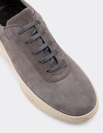 Hakiki Süet Gri Sneaker Erkek Ayakkabı - 01879MGRIC02