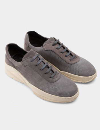 Hakiki Süet Gri Sneaker Erkek Ayakkabı - 01879MGRIC02