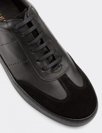 Hakiki Deri Siyah Sneaker Erkek Ayakkabı - 01881MSYHC01