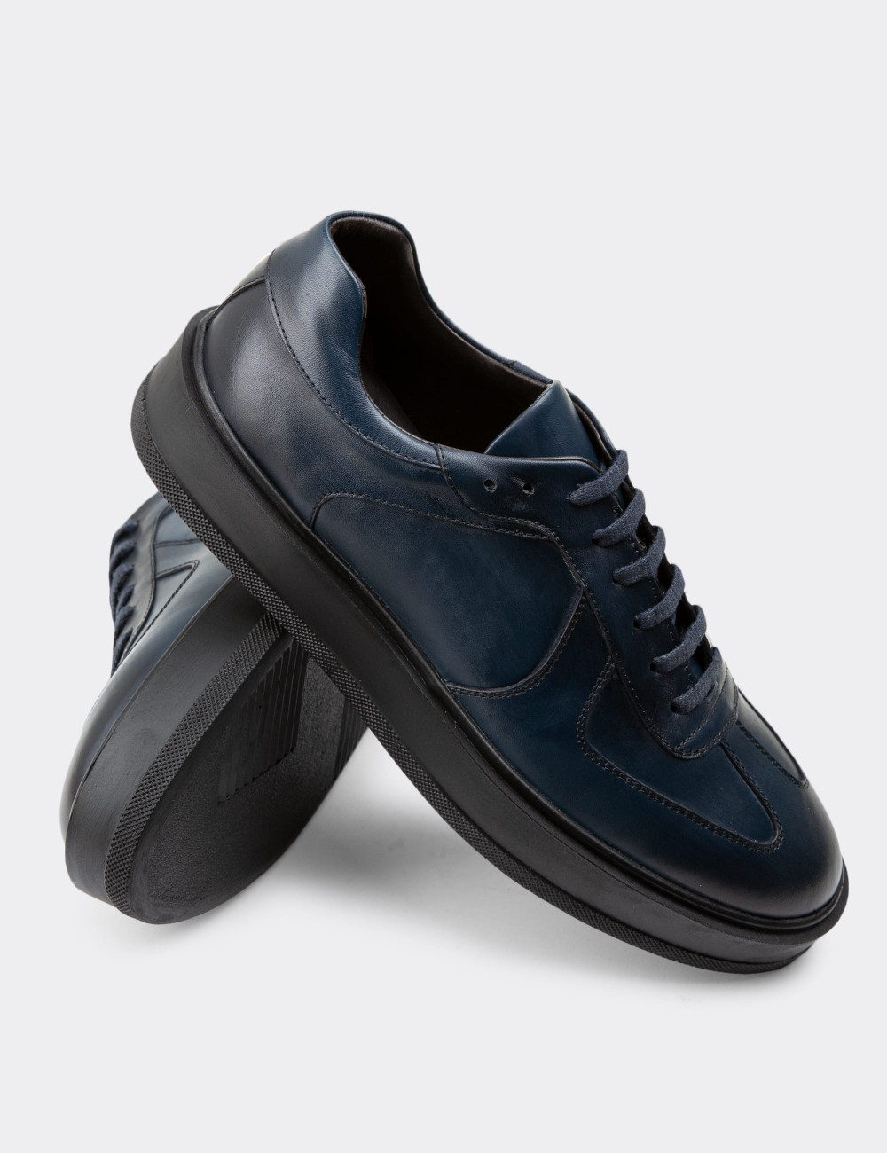 Hakiki Deri Lacivert Sneaker Erkek Ayakkabı - 01850MLCVP01