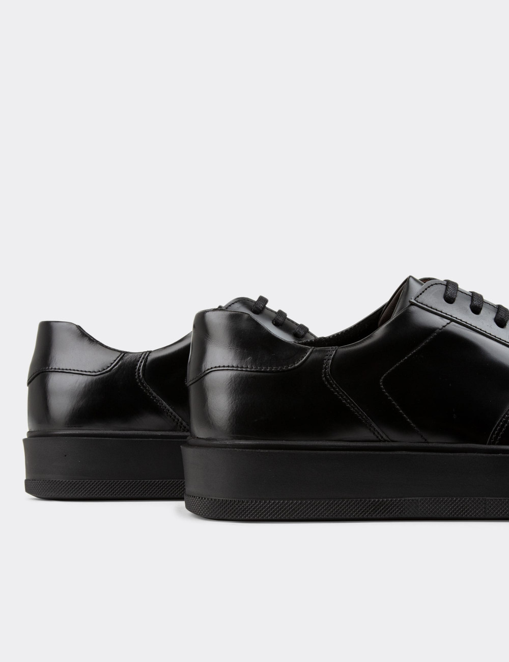 Hakiki Deri Siyah Sneaker Erkek Ayakkabı - 01880MSYHP03