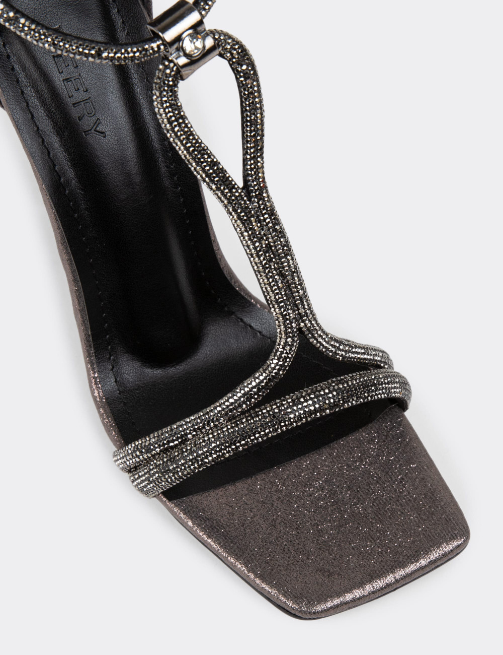 Platin Rengi Abiye Topuklu Kadın Ayakkabı - CN758ZPLTM01