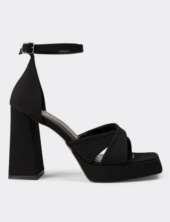 Siyah Platform Topuklu Kadın Abiye Ayakkabı - K0310ZSYHM01
