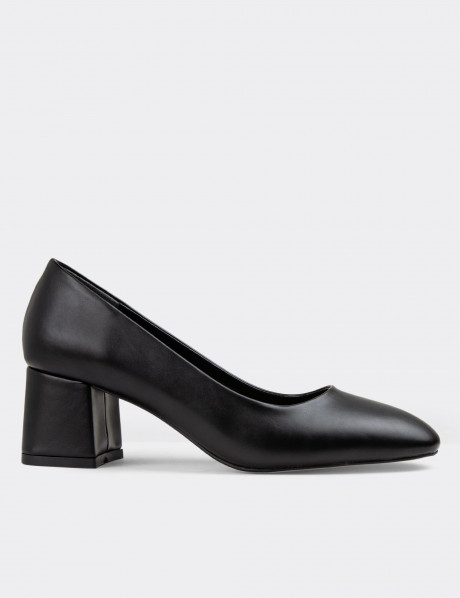 Siyah Günlük Topuklu Kadın Ayakkabı