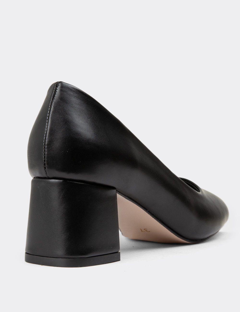 Siyah Günlük Topuklu Kadın Ayakkabı - K0893ZSYHC01