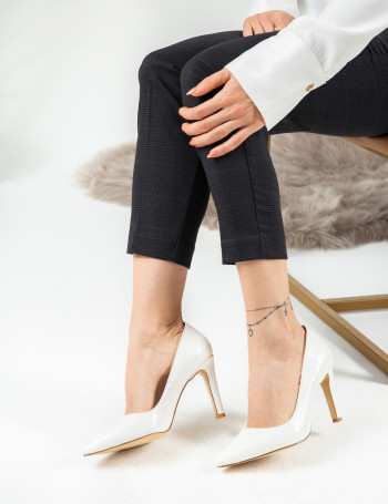 Rugan Beyaz Stiletto Kadın Topuklu Ayakkabı