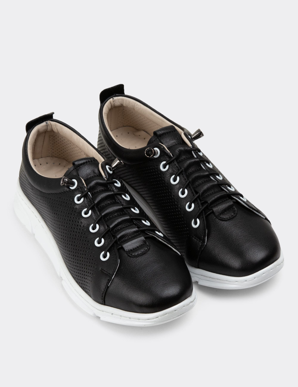 Hakiki Deri Siyah Sneaker Kadın Ayakkabı - SE410ZSYHP01