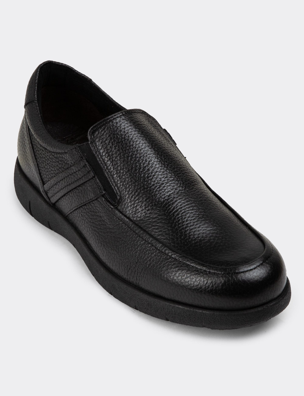 Hakiki Deri Siyah Loafer Erkek Ayakkabı - 01946MSYHC01