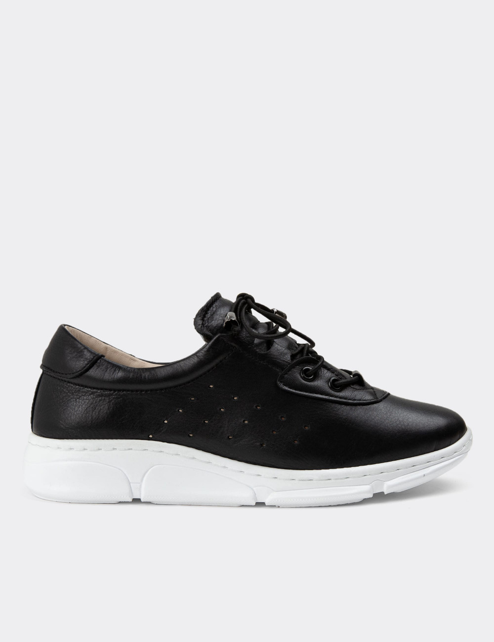 Hakiki Deri Siyah Sneaker Kadın Ayakkabı - SE405ZSYHP01
