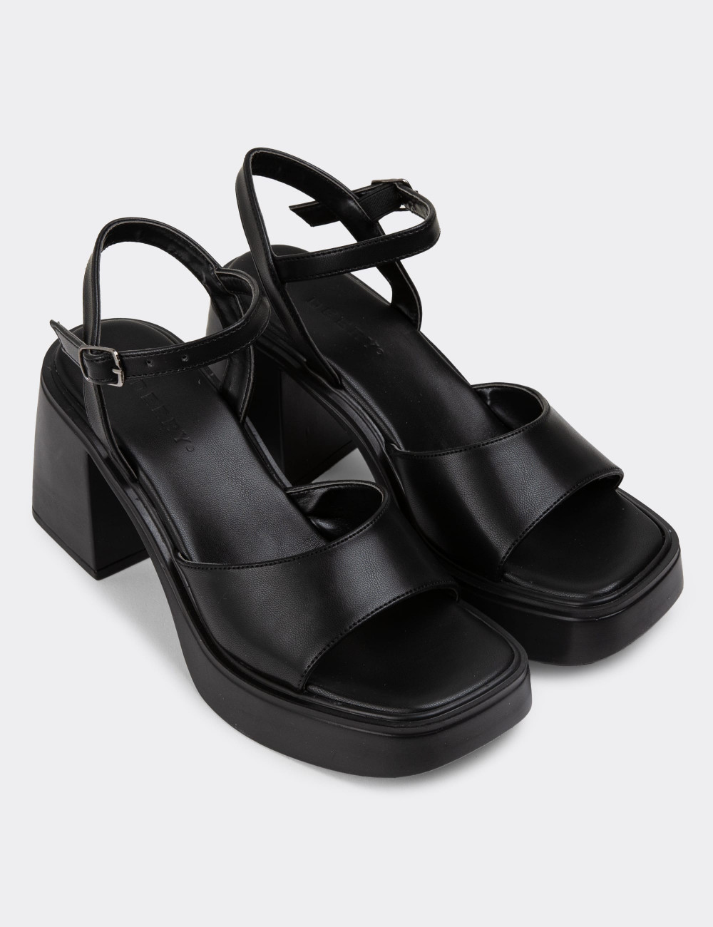 Siyah Platform Topuklu Kadın Abiye Ayakkabı - K0055ZSYHC01