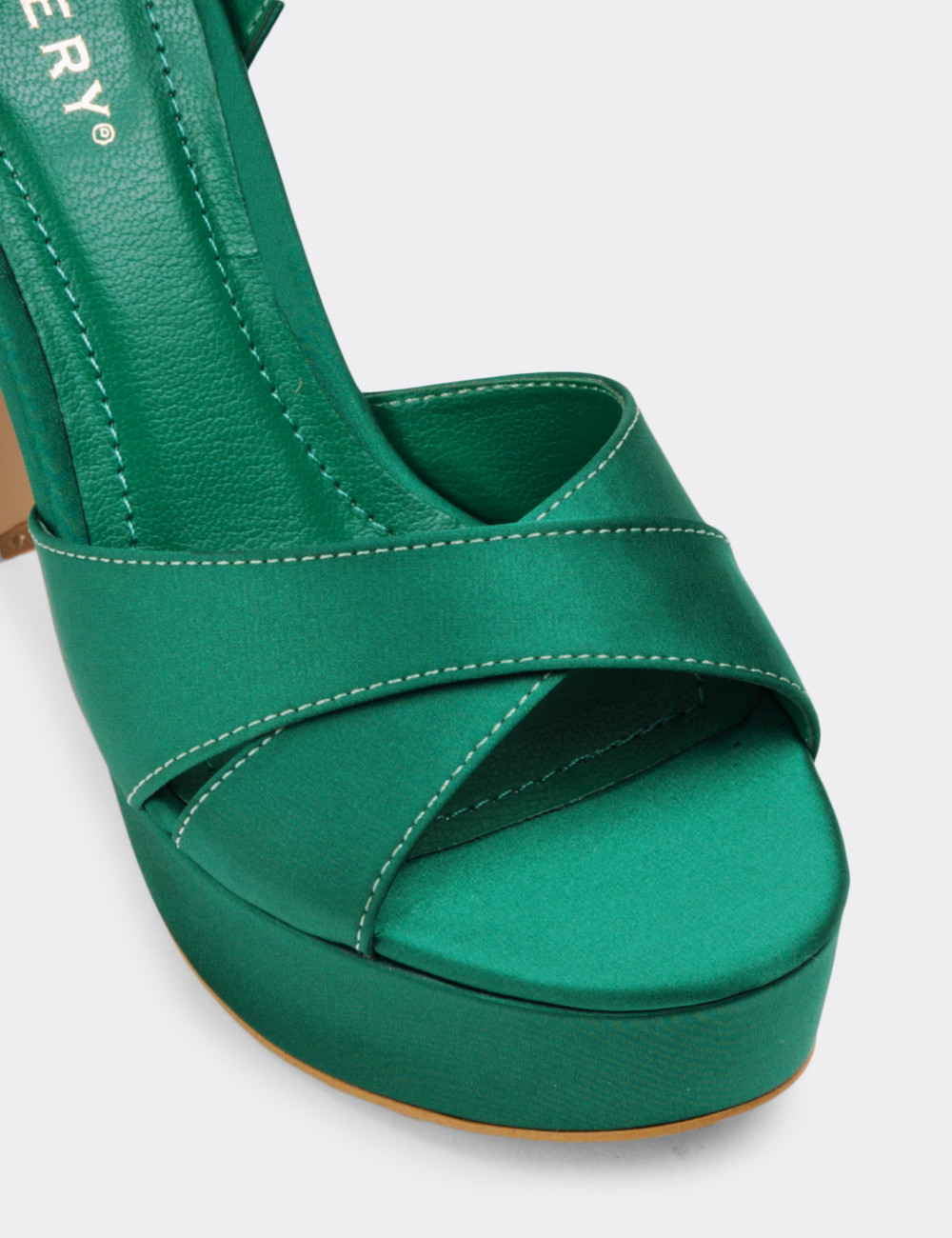 Yeşil Platform Topuklu Kadın Abiye Ayakkabı - K2023ZYSLM01