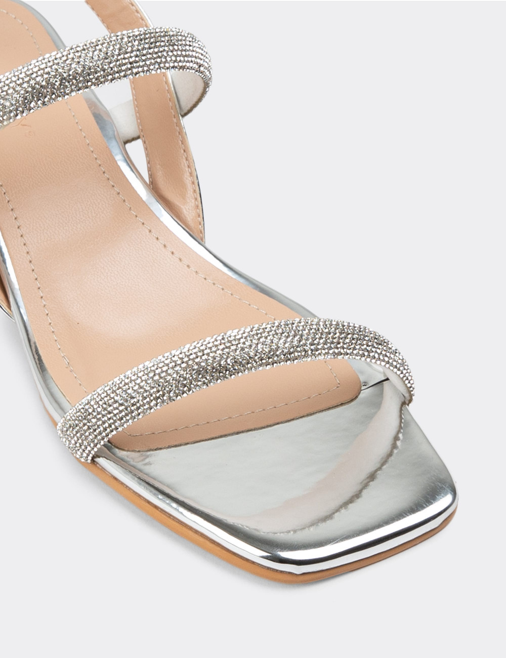 Gümüş Rengi Topuklu Kadın Abiye Ayakkabı - N2030ZGMSC01
