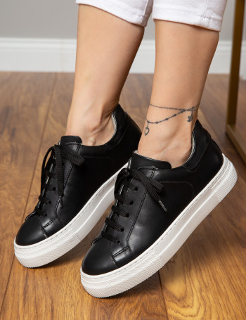 Hakiki Deri Siyah Sneaker Kadın Ayakkabı