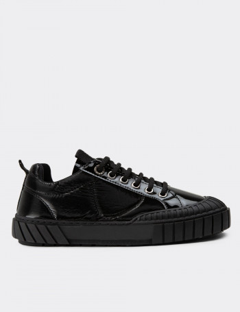Siyah Sneaker Kadın Ayakkabı - K2301ZSYHC01