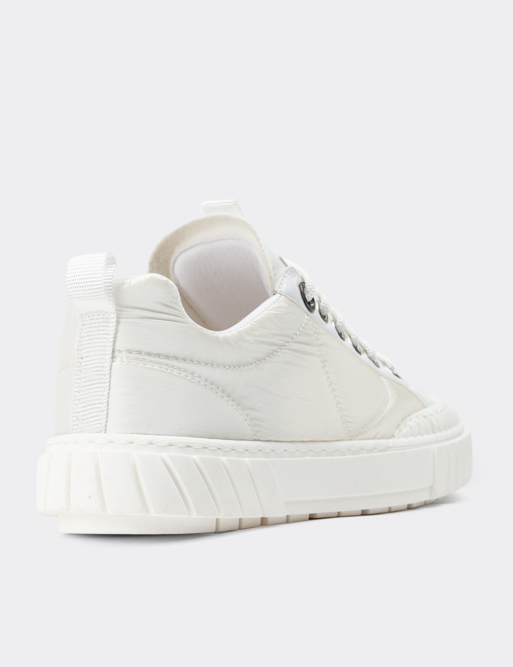 Beyaz Sneaker Kadın Ayakkabı - K2301ZBYZC01